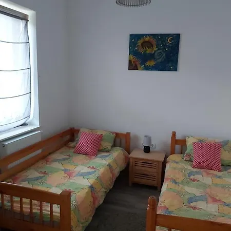Pitypang Vendeghaz Apartment Szalka