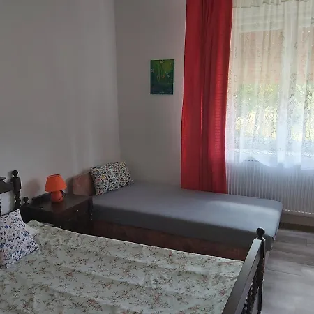 Apartment Pitypang Vendeghaz Szalka